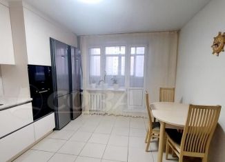 Продам трехкомнатную квартиру, 90.1 м2, Тюмень, улица Николая Семёнова, 27