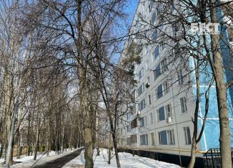 Продается трехкомнатная квартира, 49 м2, Москва, Чертановская улица, 58к2, метро Академика Янгеля