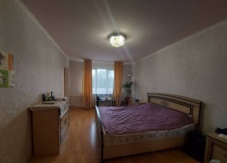 Продаю 5-комнатную квартиру, 124 м2, Пятигорск, улица Мира, 46