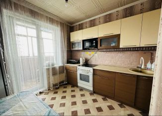 Продается 3-комнатная квартира, 66.9 м2, Челябинск, Комсомольский проспект, 82, Курчатовский район