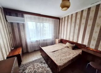 Продается однокомнатная квартира, 18 м2, Таганрог, улица Зои Космодемьянской, 2