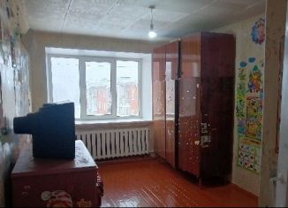 Продаю 3-комнатную квартиру, 45.5 м2, Можга, микрорайон Наговицынский, 33