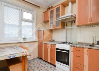 Продам 3-комнатную квартиру, 62 м2, Челябинская область, улица Жуковского, 6