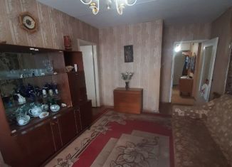 Продам 3-комнатную квартиру, 52 м2, Новгородская область, Сушанская улица, 18