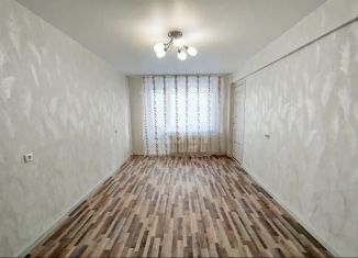 3-комнатная квартира на продажу, 48.9 м2, Сосновоборск, улица Энтузиастов, 13