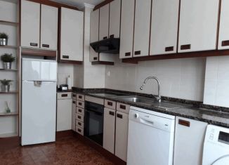 Сдается 1-ком. квартира, 39 м2, Омск, улица 12 Декабря, 117к3