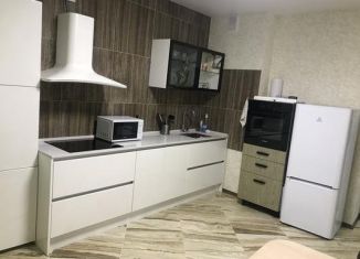 Сдам 1-ком. квартиру, 44 м2, Нижний Тагил, улица Карла Маркса, 61