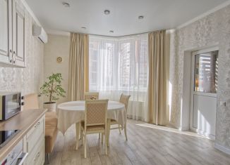 Продаю 3-комнатную квартиру, 84 м2, Краснодар, переулок Архитектора Петина, микрорайон Солнечный