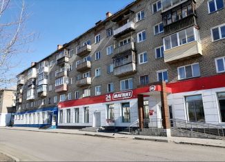 2-комнатная квартира на продажу, 42 м2, Красноуральск, улица Ленина, 22