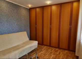 Сдам 2-комнатную квартиру, 45 м2, Владивосток, Днепровская улица, 13