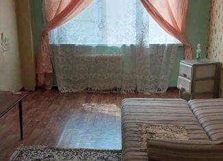 Сдача в аренду комнаты, 18 м2, Усолье-Сибирское, проспект Космонавтов, 3