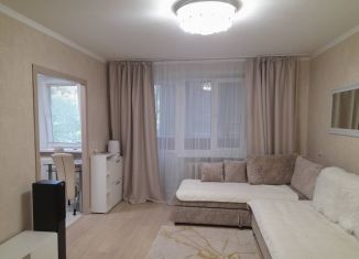 Продается 3-ком. квартира, 53.2 м2, Курчатов, Коммунистический проспект, 19