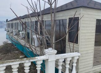 Продаю помещение свободного назначения, 10 м2, Махачкала, Ленинский район, проспект Петра I, 84