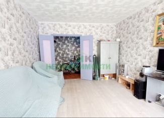 Продается 3-комнатная квартира, 63.3 м2, Саратовская область, проспект Героев, 10
