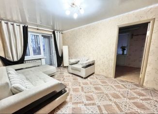 Продается 2-комнатная квартира, 45 м2, Карачаево-Черкесия, Кавказская улица, 36