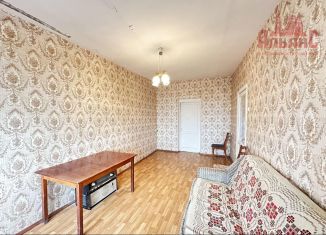 Продается двухкомнатная квартира, 40.7 м2, Астрахань, улица Дубровинского, 56