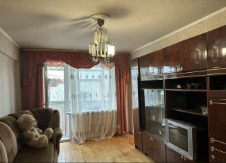 4-комнатная квартира на продажу, 57.7 м2, Кондрово, улица Некрасова, 2