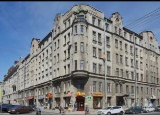 Продам многокомнатную квартиру, 159 м2, Санкт-Петербург, метро Чкаловская, Чкаловский проспект, 52