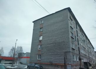 Сдача в аренду 1-комнатной квартиры, 32 м2, Оленегорск, Парковая улица