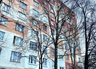 Сдаю трехкомнатную квартиру, 60 м2, Москва, Бирюлёвская улица, 13к2, метро Домодедовская