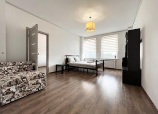 Сдам 2-комнатную квартиру, 57 м2, Калуга, улица Маршала Жукова, 23А, Октябрьский округ