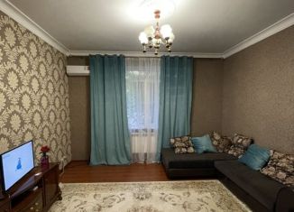 Сдаю в аренду 1-комнатную квартиру, 54 м2, Дагестан, улица Абдуразака Шахбанова, 10Г