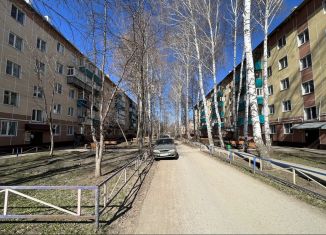 Однокомнатная квартира на продажу, 30 м2, Азнакаево, улица Гагарина, 13