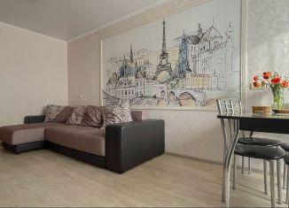 Сдается трехкомнатная квартира, 80 м2, Сочи, улица Худякова, 7к3, микрорайон Весёлое