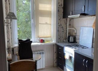 Продаю 1-ком. квартиру, 31 м2, Кингисепп, проспект Карла Маркса, 35