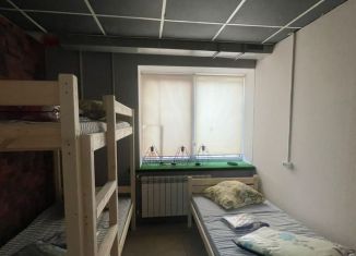 Аренда комнаты, 90 м2, Нижнекамск, проспект Химиков, 16Г