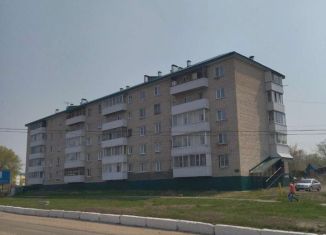 2-ком. квартира на продажу, 46 м2, село Павловск, улица Загайнова, 1