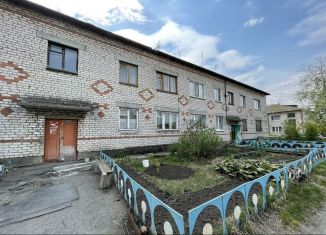 Продаю двухкомнатную квартиру, 46.4 м2, поселок городского типа Белоярский, улица Механизаторов