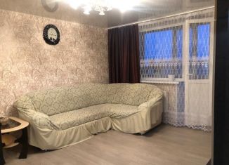 3-комнатная квартира на продажу, 61.6 м2, село Октябрьское, Набережная улица, 5А