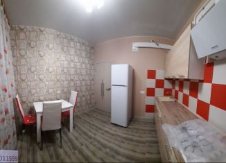 Аренда 1-комнатной квартиры, 37 м2, Симферополь, улица Батурина, ЖК Город Мира