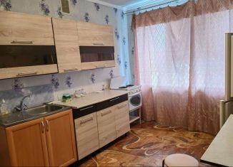Сдается 1-комнатная квартира, 35 м2, Валуйки, улица Космонавтов, 9