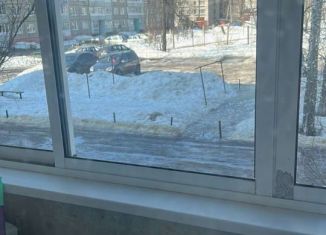 Сдаю в аренду 2-ком. квартиру, 54 м2, Гусь-Хрустальный, улица Муравьёва-Апостола, 15А