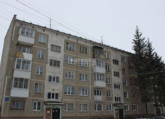 Сдается трехкомнатная квартира, 60 м2, Новосибирск, улица Зорге, 211, улица Зорге