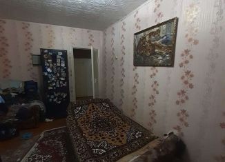 Продажа двухкомнатной квартиры, 40 м2, город Грязовец, Коммунистическая улица, 55