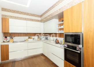 3-ком. квартира в аренду, 150 м2, Тюмень, улица Осипенко, 16, ЖК Манхэттен