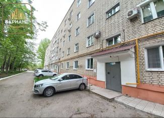Продается трехкомнатная квартира, 59.4 м2, Балашов, улица Орджоникидзе, 4