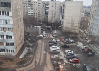 Продажа 2-комнатной квартиры, 56 м2, Мурманск, улица Капитана Маклакова, 51
