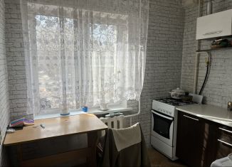 Продаю 2-комнатную квартиру, 37 м2, Челябинск, улица Вагнера, 114, Ленинский район
