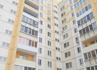 Продается трехкомнатная квартира, 82.6 м2, Челябинская область, улица Короленко, 12А