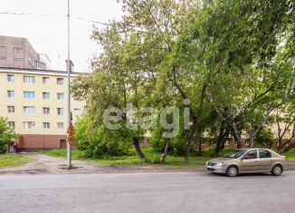Трехкомнатная квартира на продажу, 51.5 м2, Тюменская область, Харьковская улица, 10