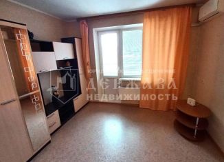 Продаю однокомнатную квартиру, 35 м2, Кемеровская область, проспект Шахтёров, 80