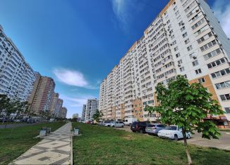 Продам двухкомнатную квартиру, 42 м2, Краснодар, проспект имени писателя Знаменского, 31к1