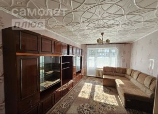 Продается четырехкомнатная квартира, 78 м2, рабочий посёлок Кормиловка, улица Ленина, 113