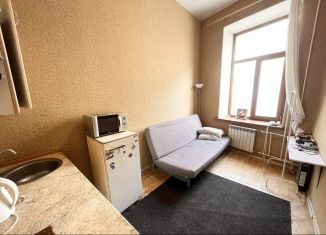 Квартира в аренду студия, 18 м2, Санкт-Петербург, Старо-Петергофский проспект, 3-5, метро Балтийская