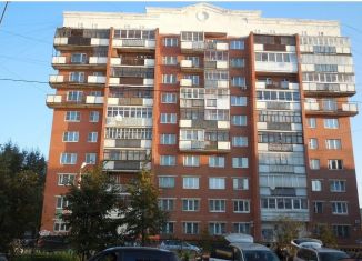 Двухкомнатная квартира на продажу, 52 м2, Екатеринбург, улица Азина, 30