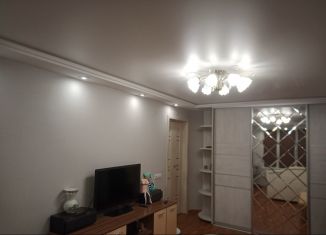 Продается 1-комнатная квартира, 36 м2, Волгоградская область, улица имени Генерала Карбышева, 126